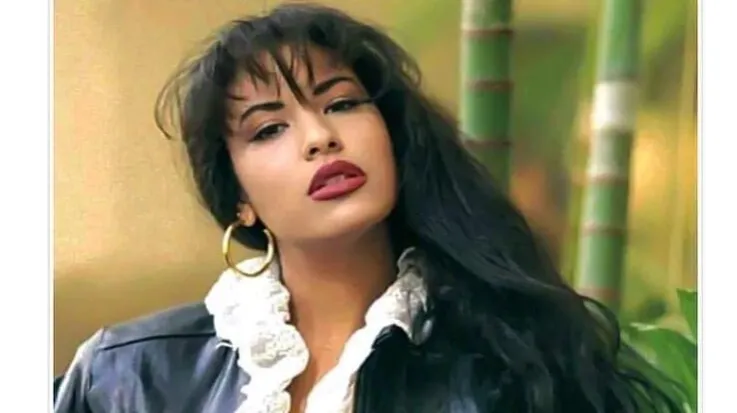 Selena Quintanilla Net Worth: How Much Fortune Does She Have? | Zatayat.com